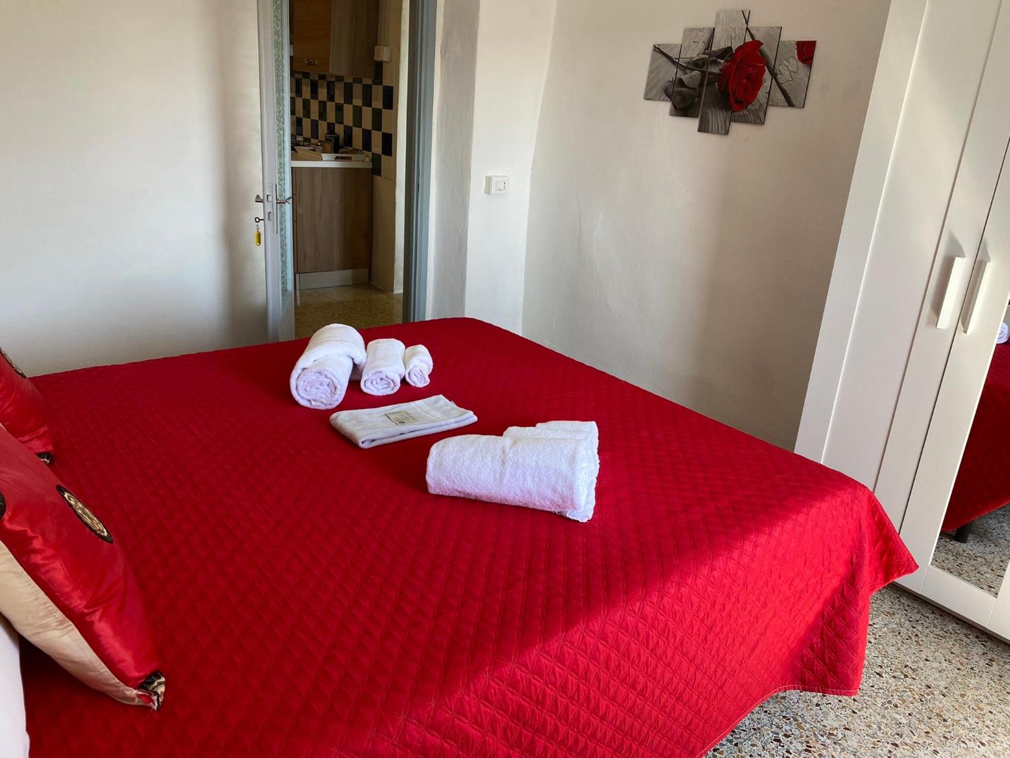 Home Holidays Crasciana, Con Terrazza Vista Sulle Alpi Apuane. Exterior photo