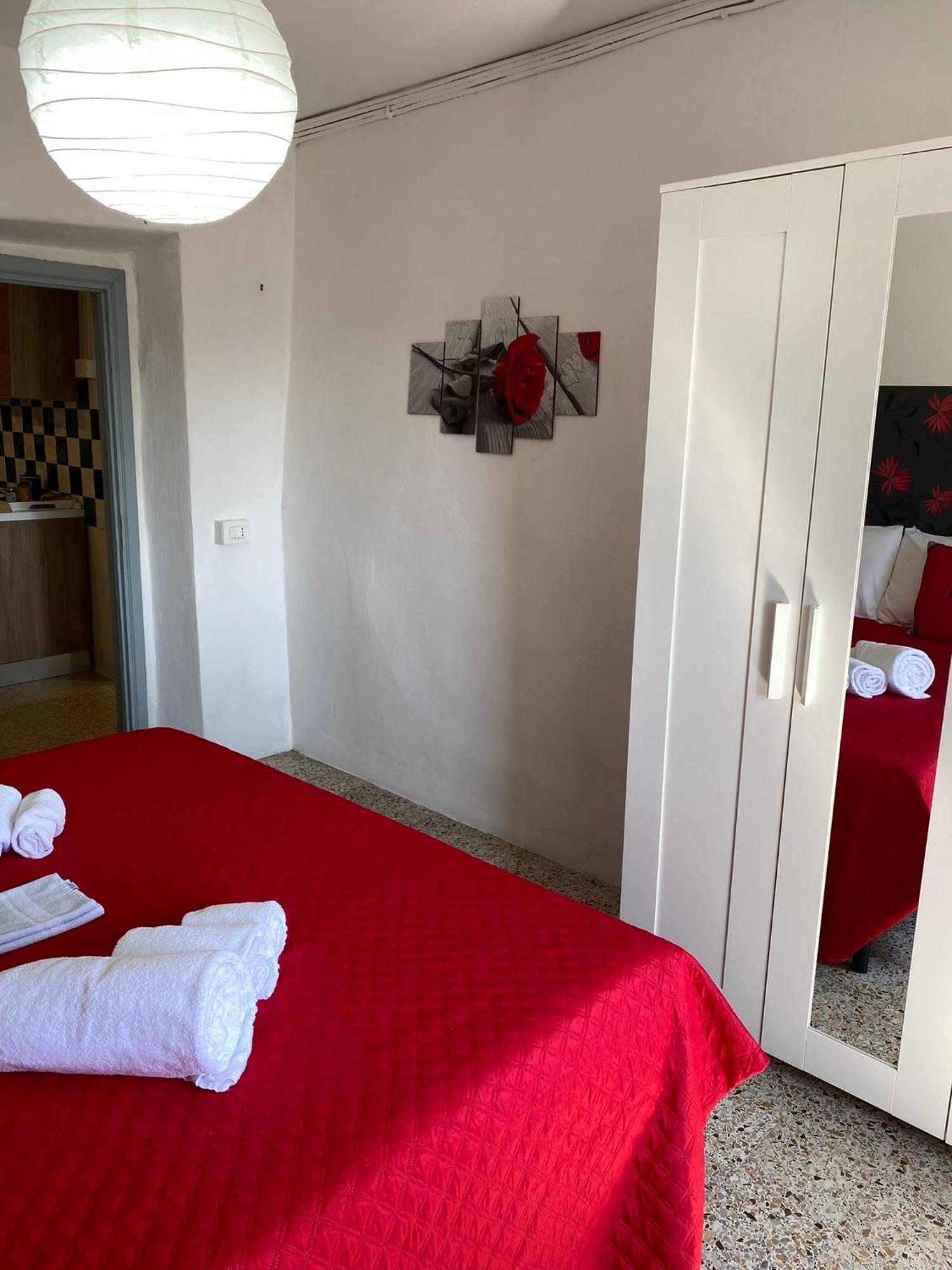Home Holidays Crasciana, Con Terrazza Vista Sulle Alpi Apuane. Exterior photo